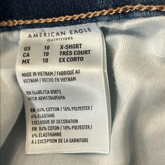 American Eagle Outfitters The Dream Jean 10 X-Short - Picture 9 of 10